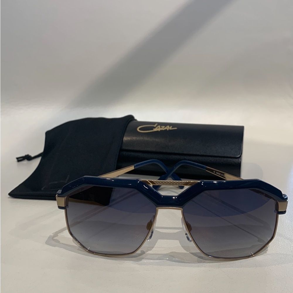 New Men’s Cazal Sunglasses - Picture 4 of 11